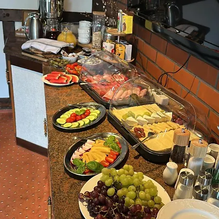 Moewennest לינה וארוחת בוקר צמפין